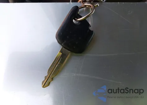 2005 Mercury Mountaineer из США, поврежденный, VIN 4M2ZU86E25ZJ31604